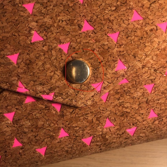 Francesca’s Trixi Cork Pink Envelope Wallet - Picture 13 of 16